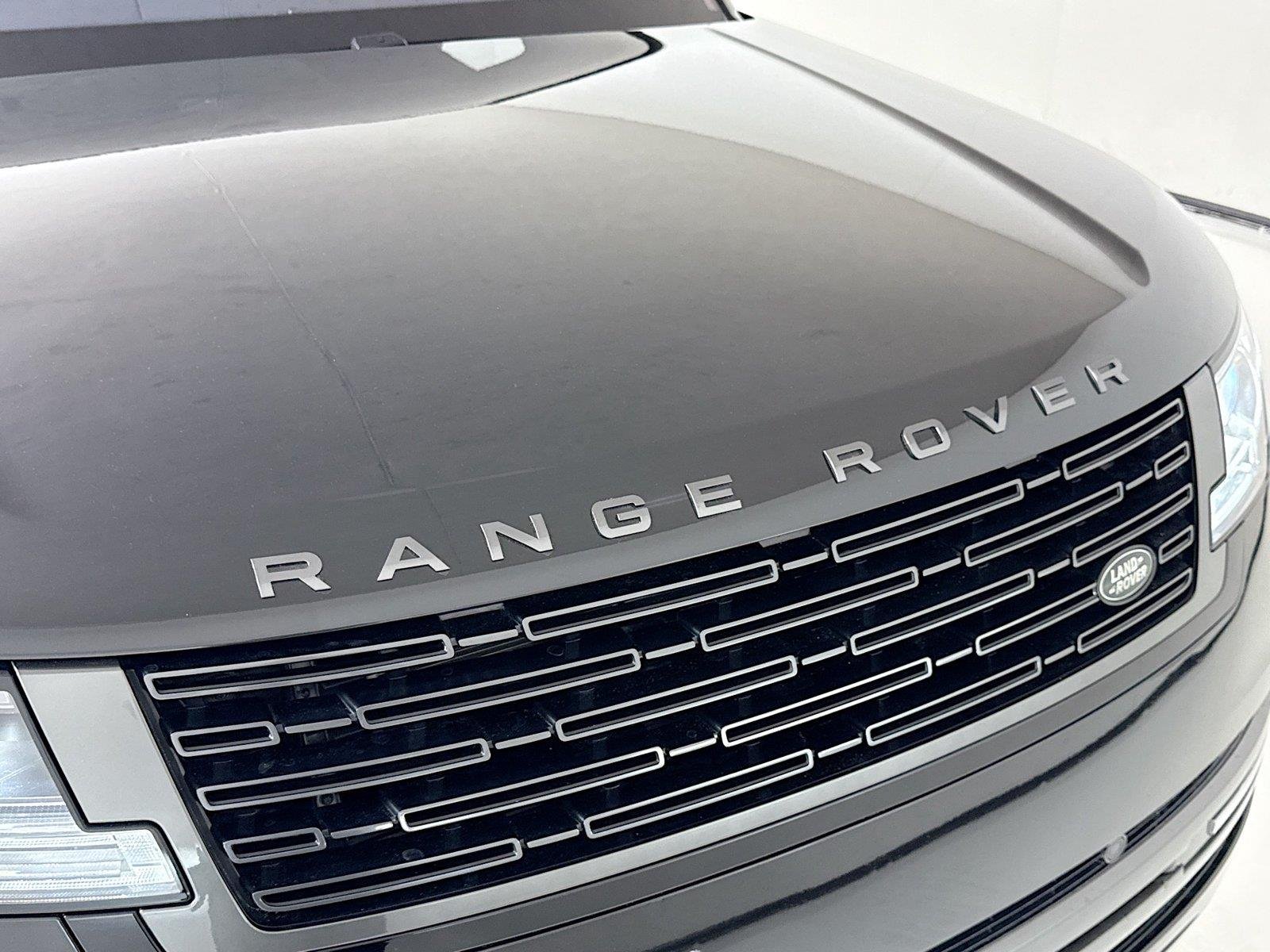 Used 2023 Santorini Black Metallic Land Rover SE image 36