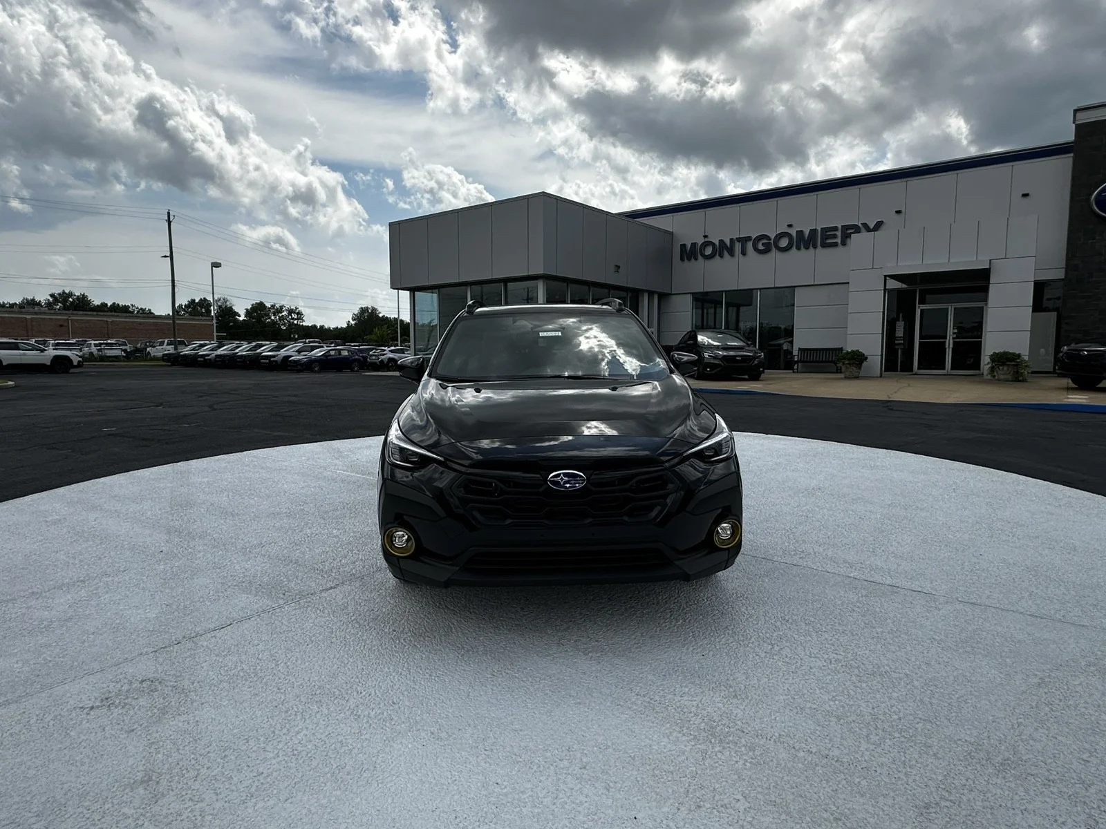 New 2026 CRYSTAL BLACK SILICA Subaru Sport Hybrid image 2
