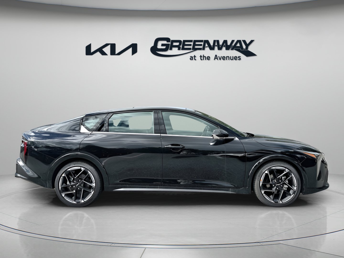 Used 2025 Aurora Black Pearl Kia GT-Line image 5