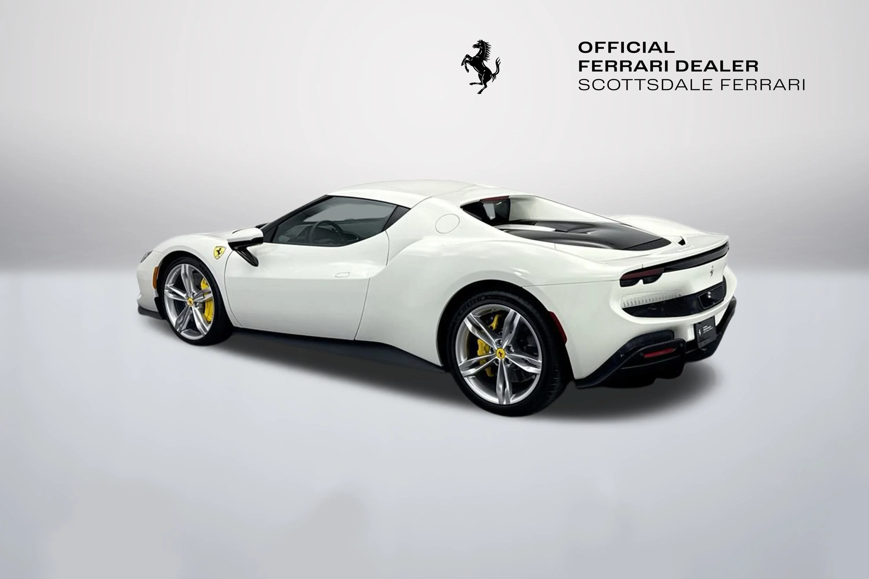 Used 2025 Bianco Avus Ferrari  image 7