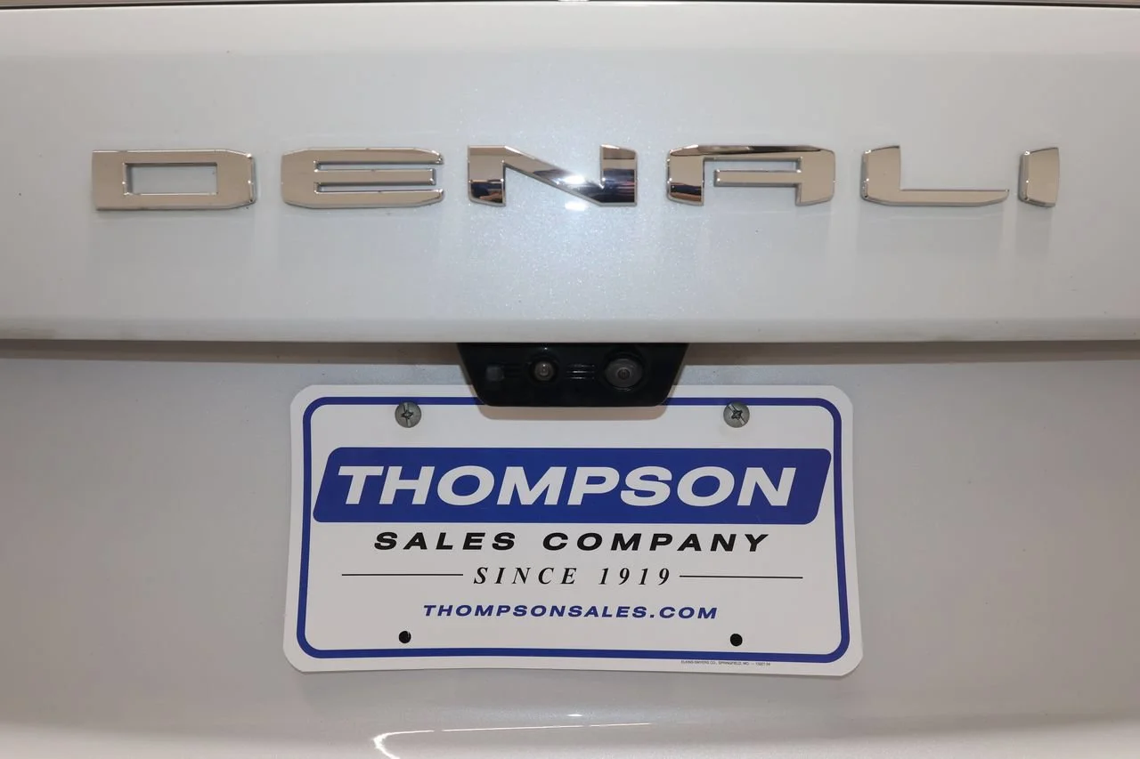 Used 2026 Glacier White Tricoat GMC Denali image 43