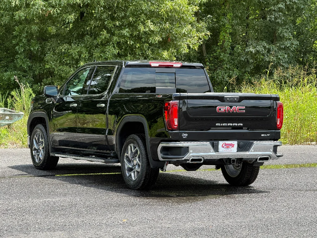 2026 GMC Sierra 1500 SLT - Photo 5