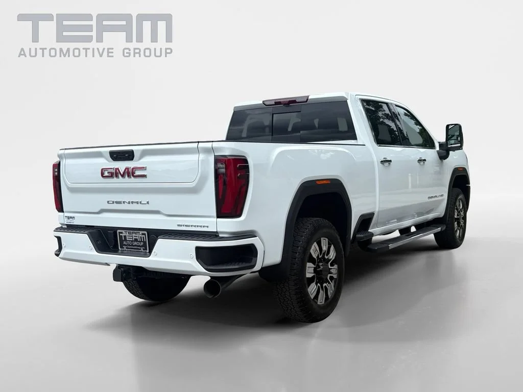 Used 2025 Summit White GMC Denali image 7