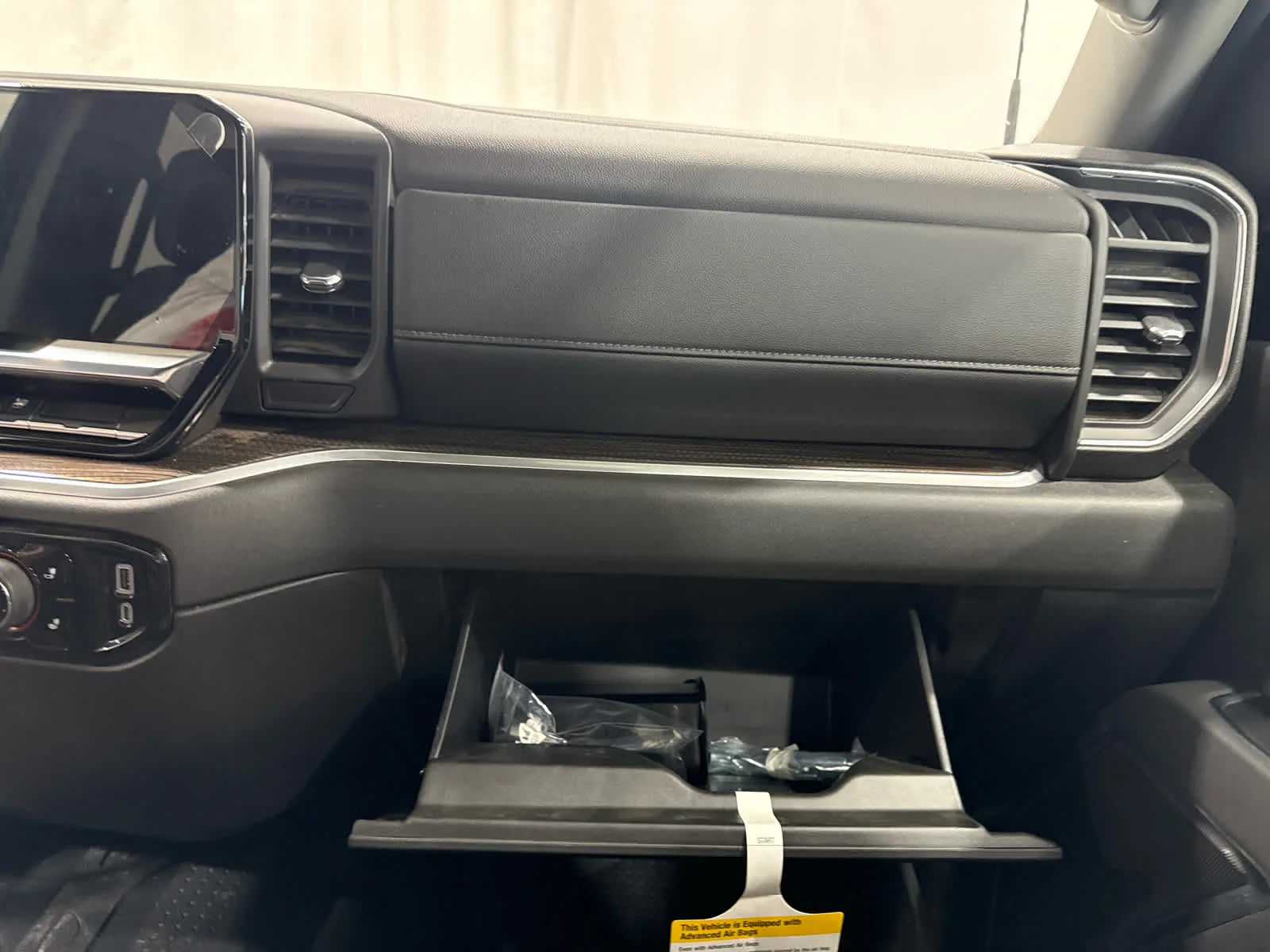 Used 2026 Sterling Gray Metallic Chevrolet LT image 21