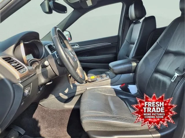 Used 2017 White Jeep Limited image 21
