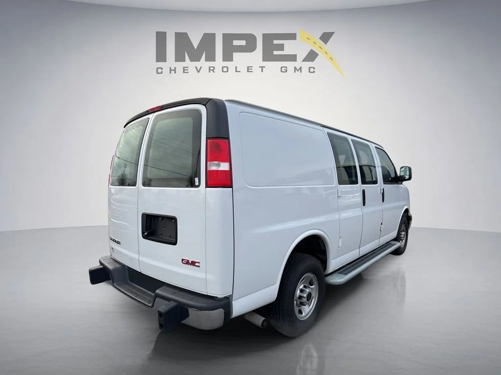 Used 2024 Summit White GMC Work Van image 5