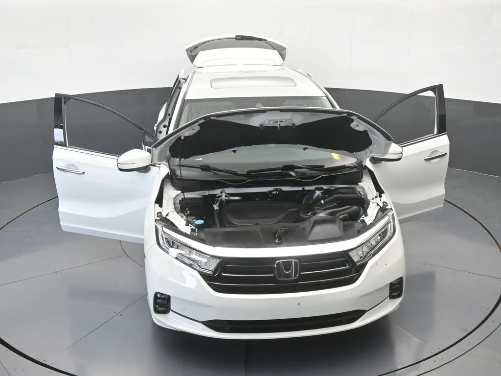 Used 2022 White Honda Elite image 75