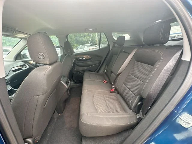 Used 2020 Blue GMC SLE image 28