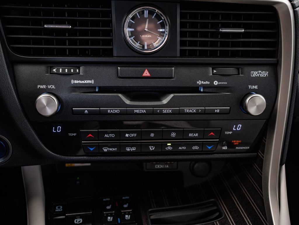 Used 2022 White Pearl Lexus 450hL Luxury image 37