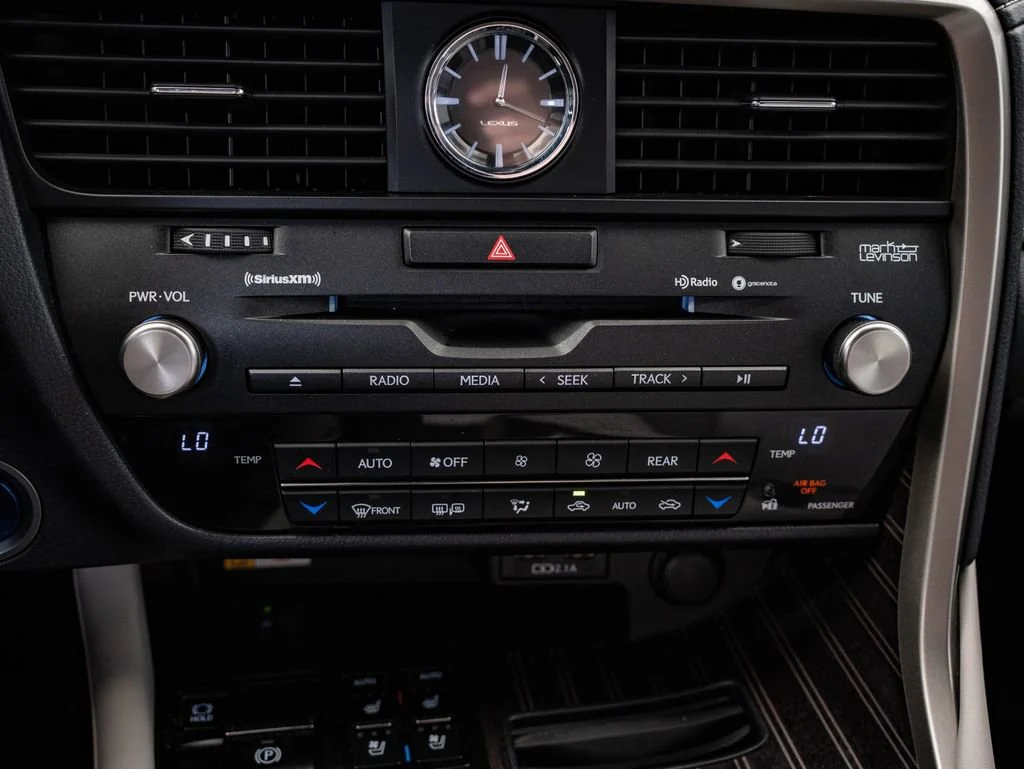 Used 2022 White Pearl Lexus 450hL Luxury image 37