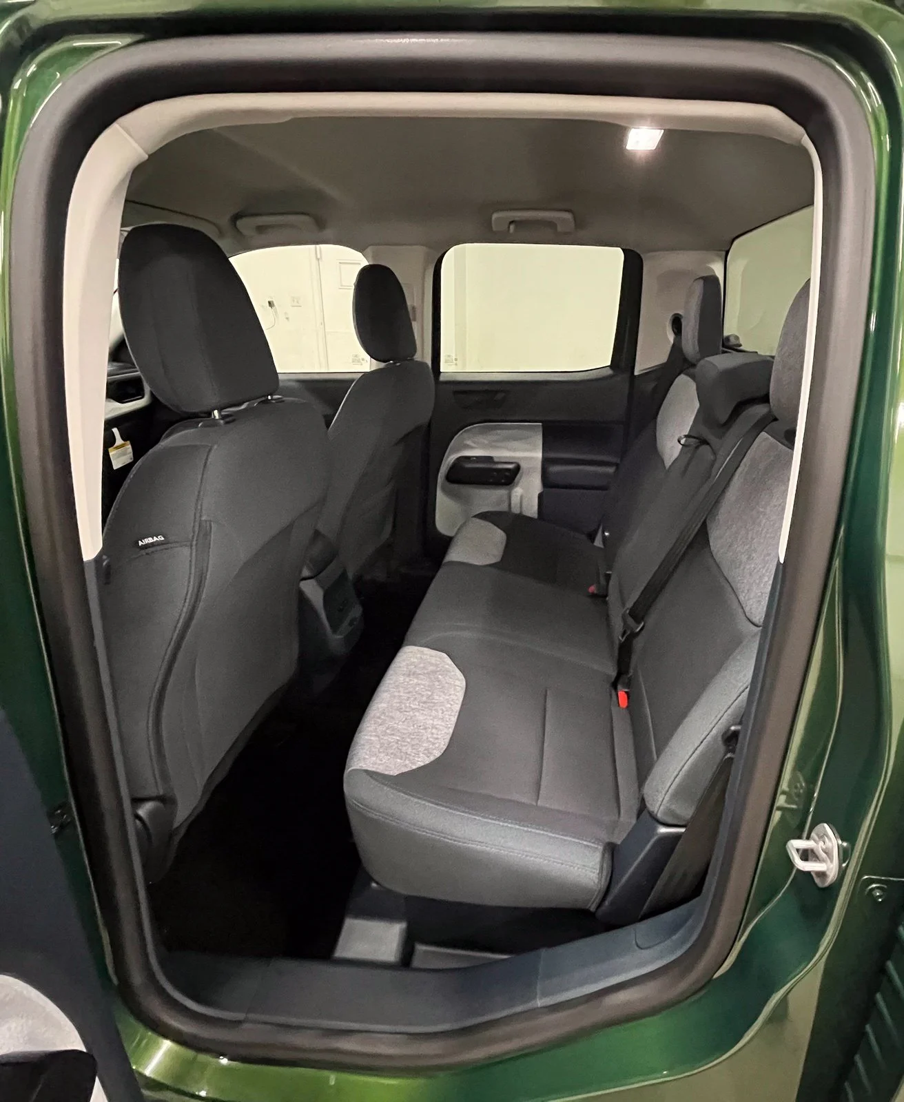 Used 2025 Green Ford XLT image 24
