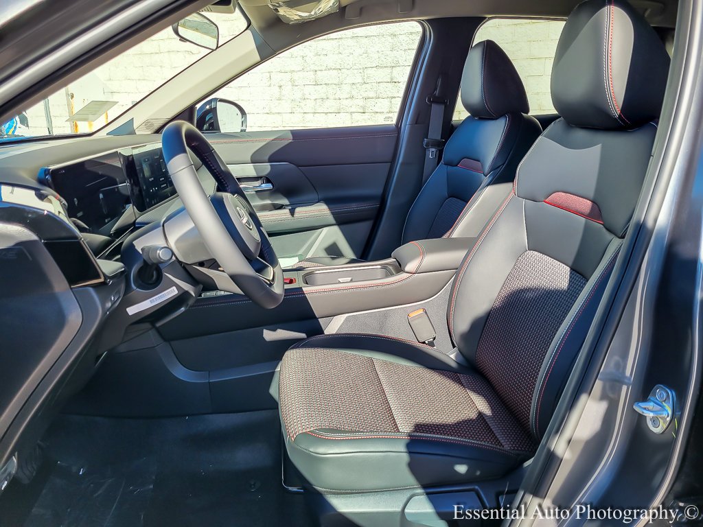 2026 Nissan KICKS SR AWD - Photo 8