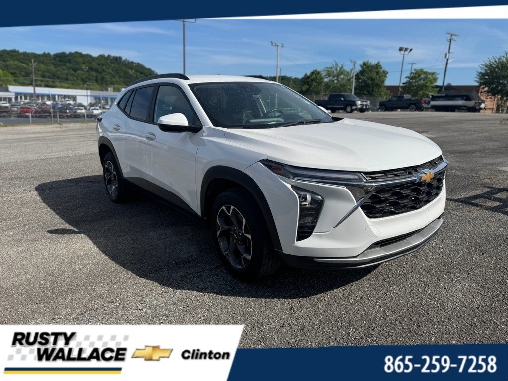 2024 Chevrolet Trax LT's photo