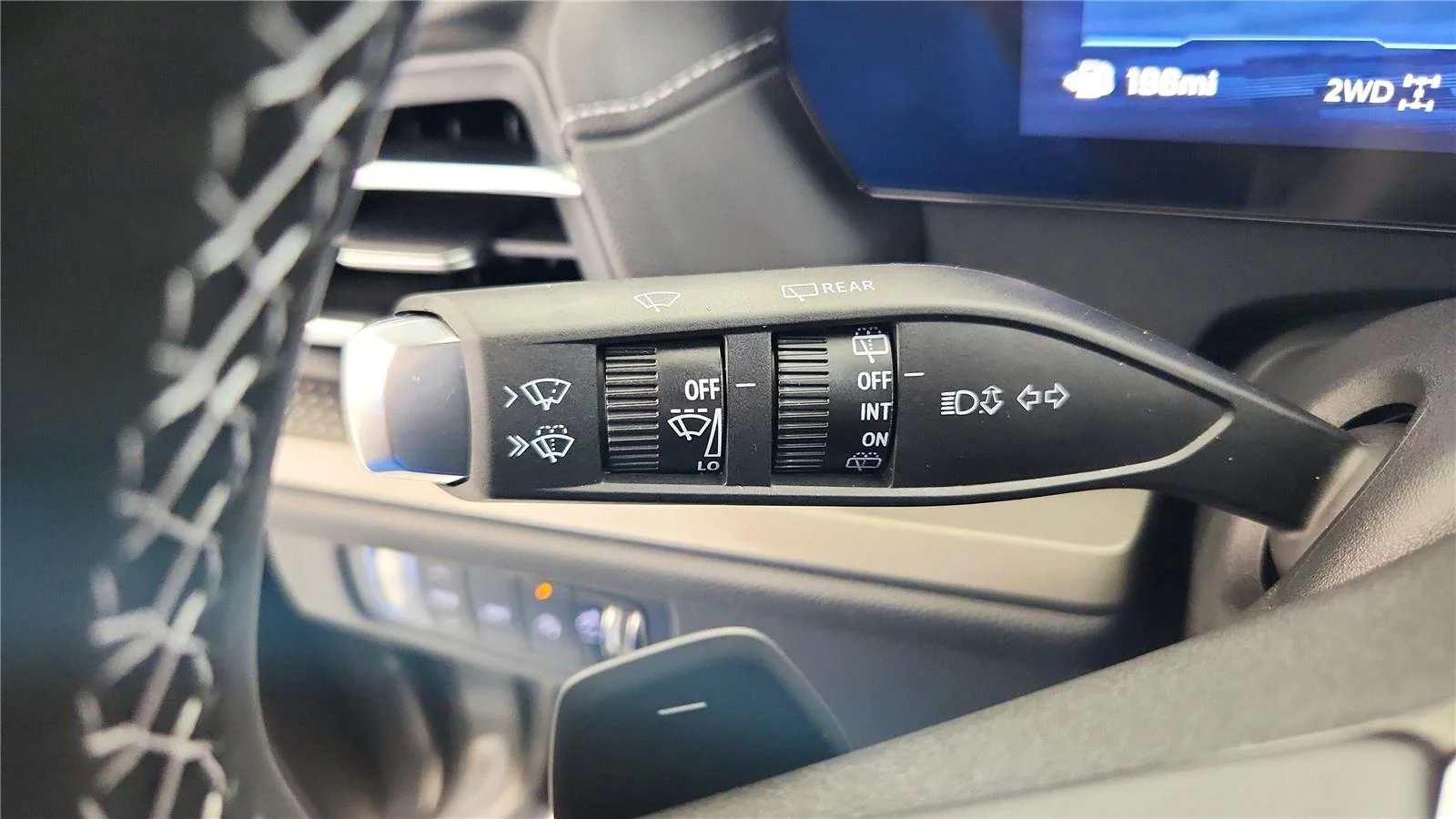 2026 Chevrolet Traverse LT - Photo 29