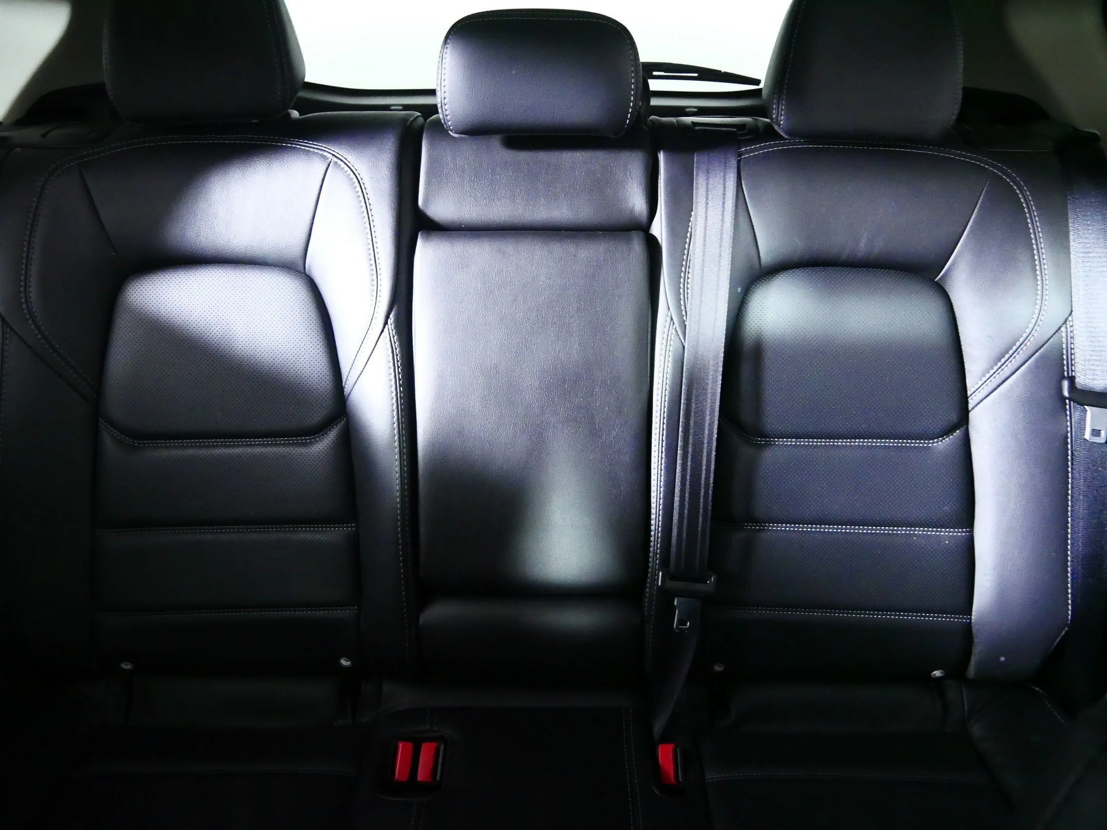 Used 2025 Jet Black Mica Mazda 2.5 S Preferred Package image 13
