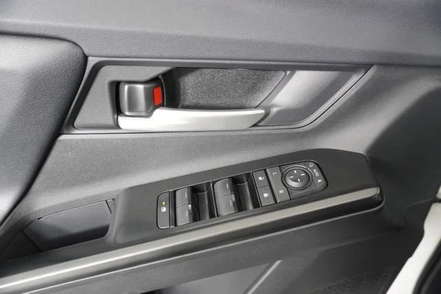New 2026 CRYSTAL WHITE PEARL Subaru Premium image 10