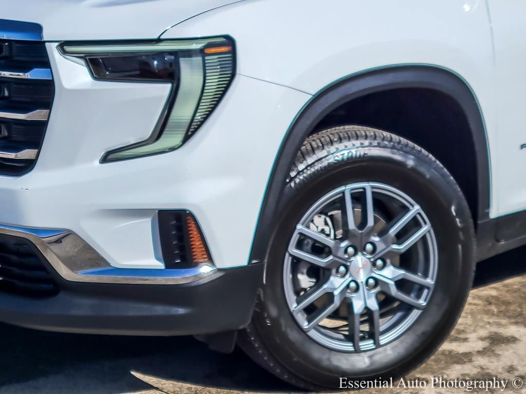 2025 GMC ACADIA - Image 3