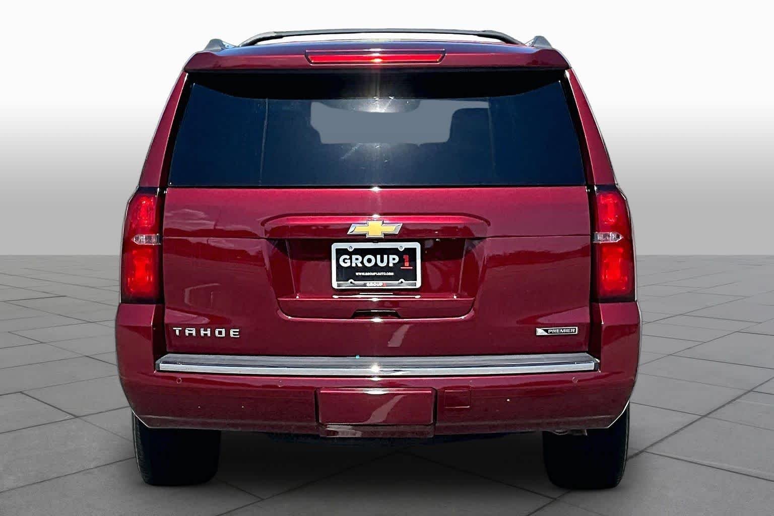 Used 2017 Siren Red Tintcoat Chevrolet Premier image 5