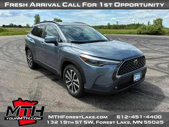 Used 2024 Blue Toyota XLE image 2