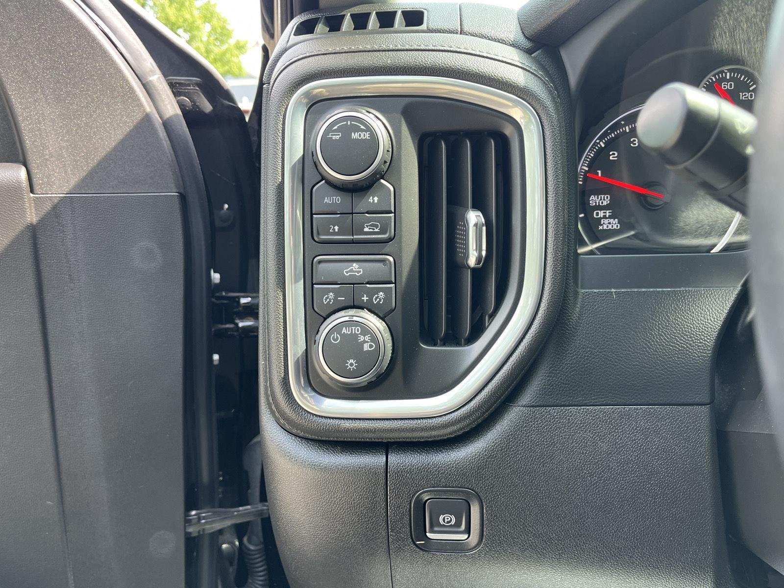 Used 2022 Black Chevrolet LT image 30