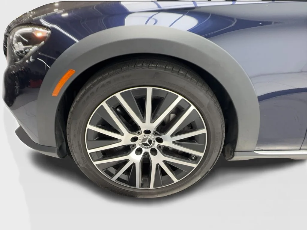 Used 2022 Blue Mercedes-Benz E 450 image 13