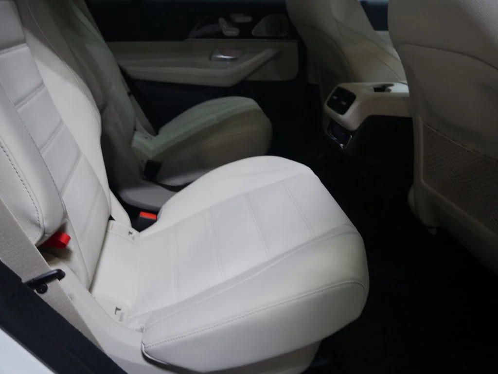 New 2026 Polar White Mercedes-Benz GLS 450 image 30