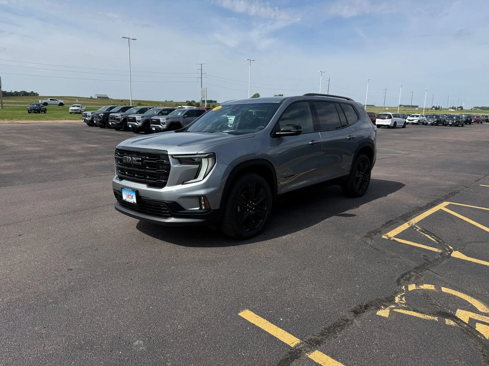 New 2026 Sterling Metallic GMC Elevation image 4