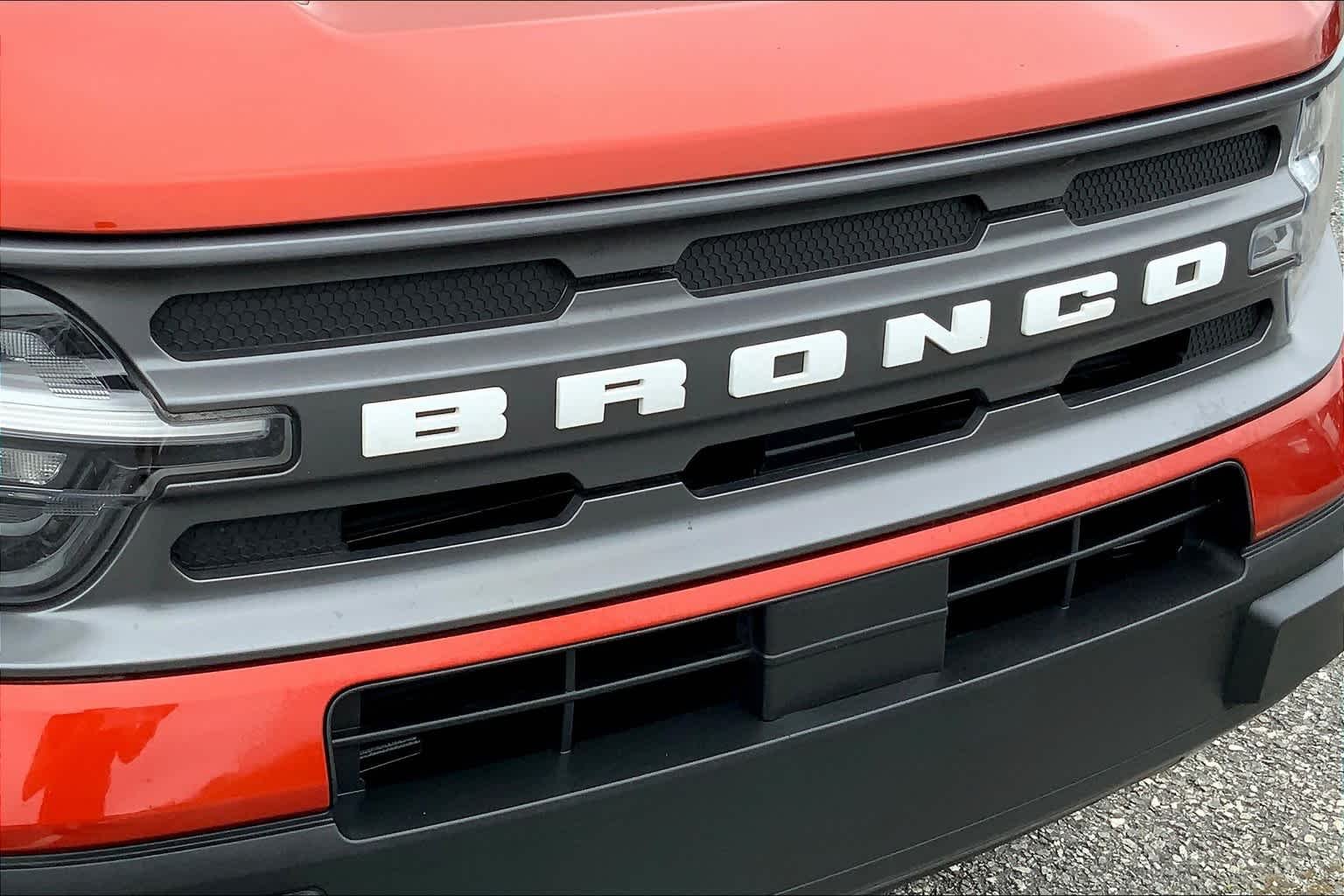 Used 2022 Hot Pepper Red Tinted Clearcoat Ford Big Bend image 29
