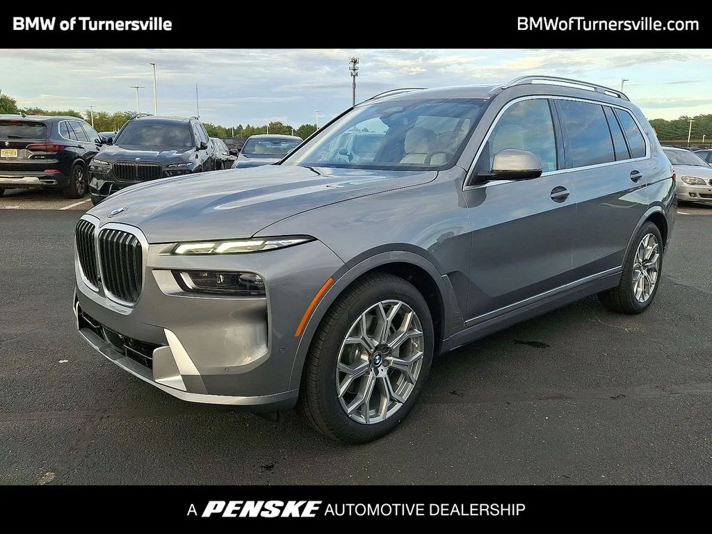 2026 BMW X7 xDrive40i's photo