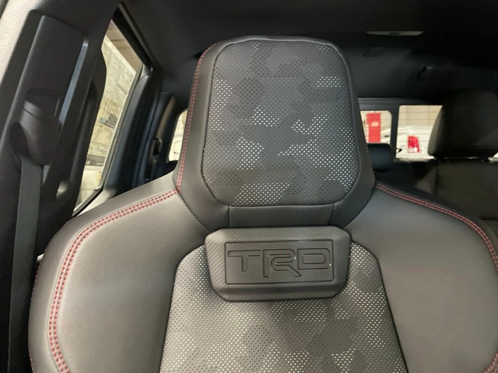 2026 Toyota Tacoma TRD Pro - Photo 33