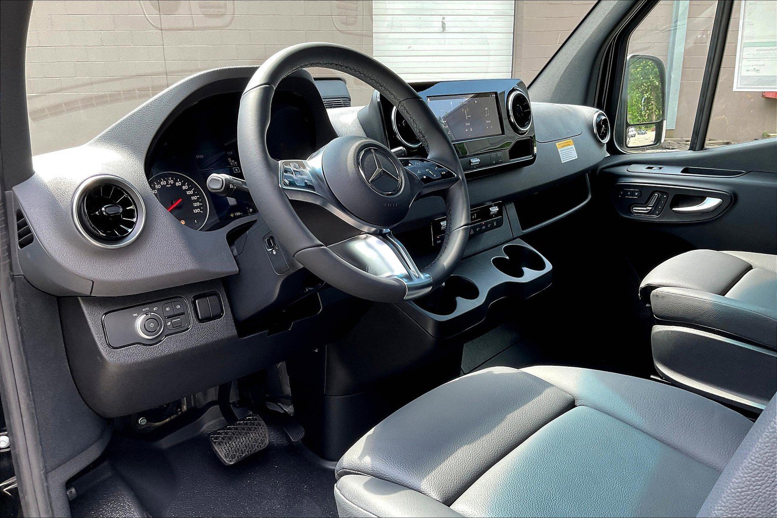2025 Mercedes-Benz Sprinter Cargo Van Base - Photo 17