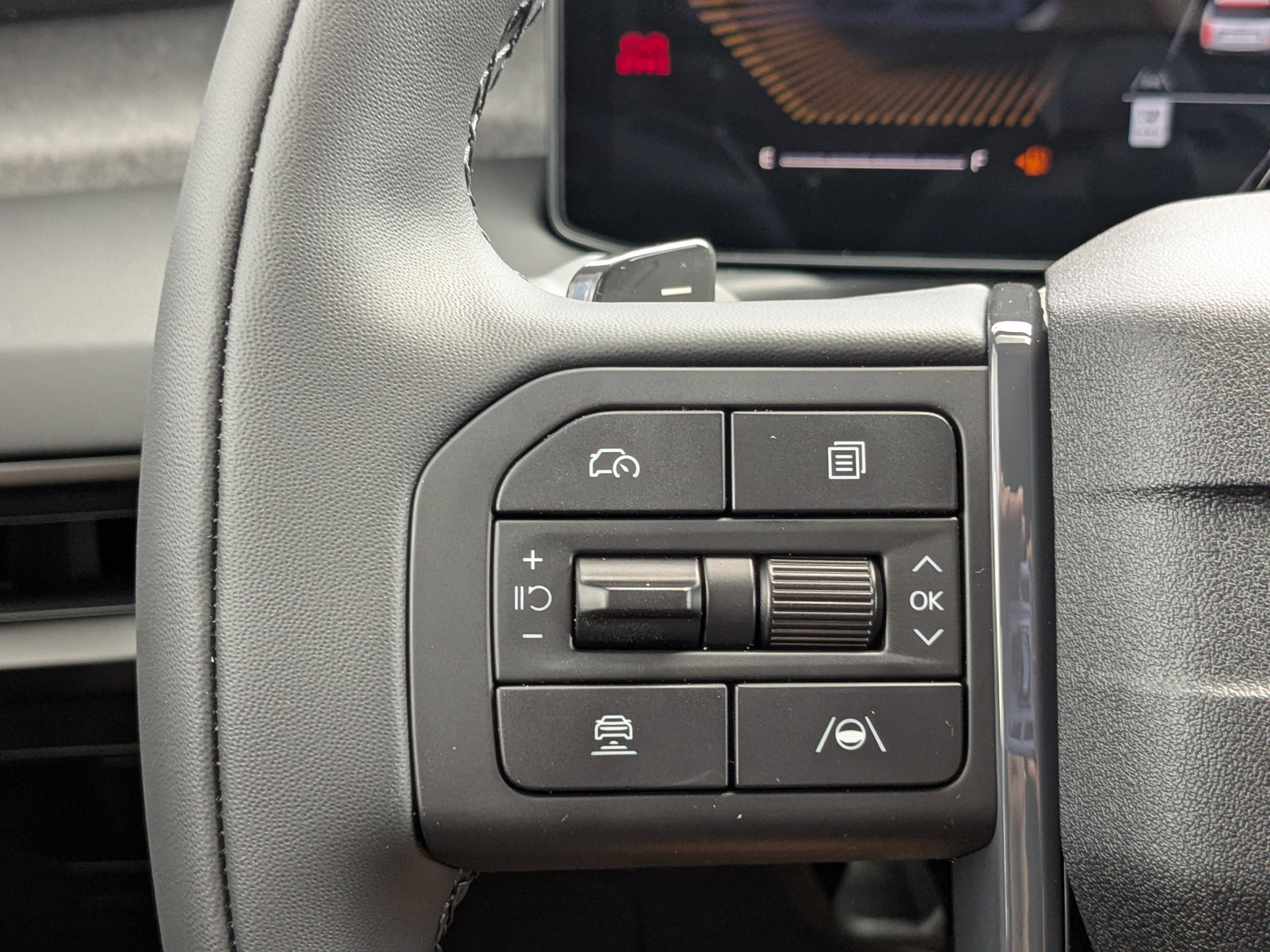 New 2027 Glacial White Pearl Kia X-Line EX image 33
