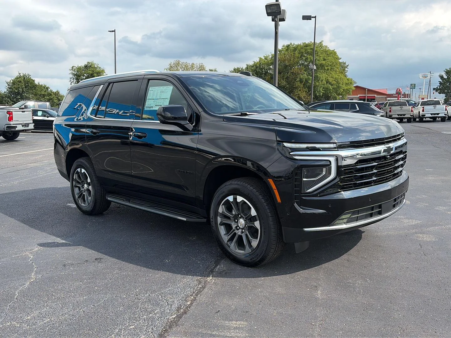 2026 Chevrolet Tahoe LS - Photo 7