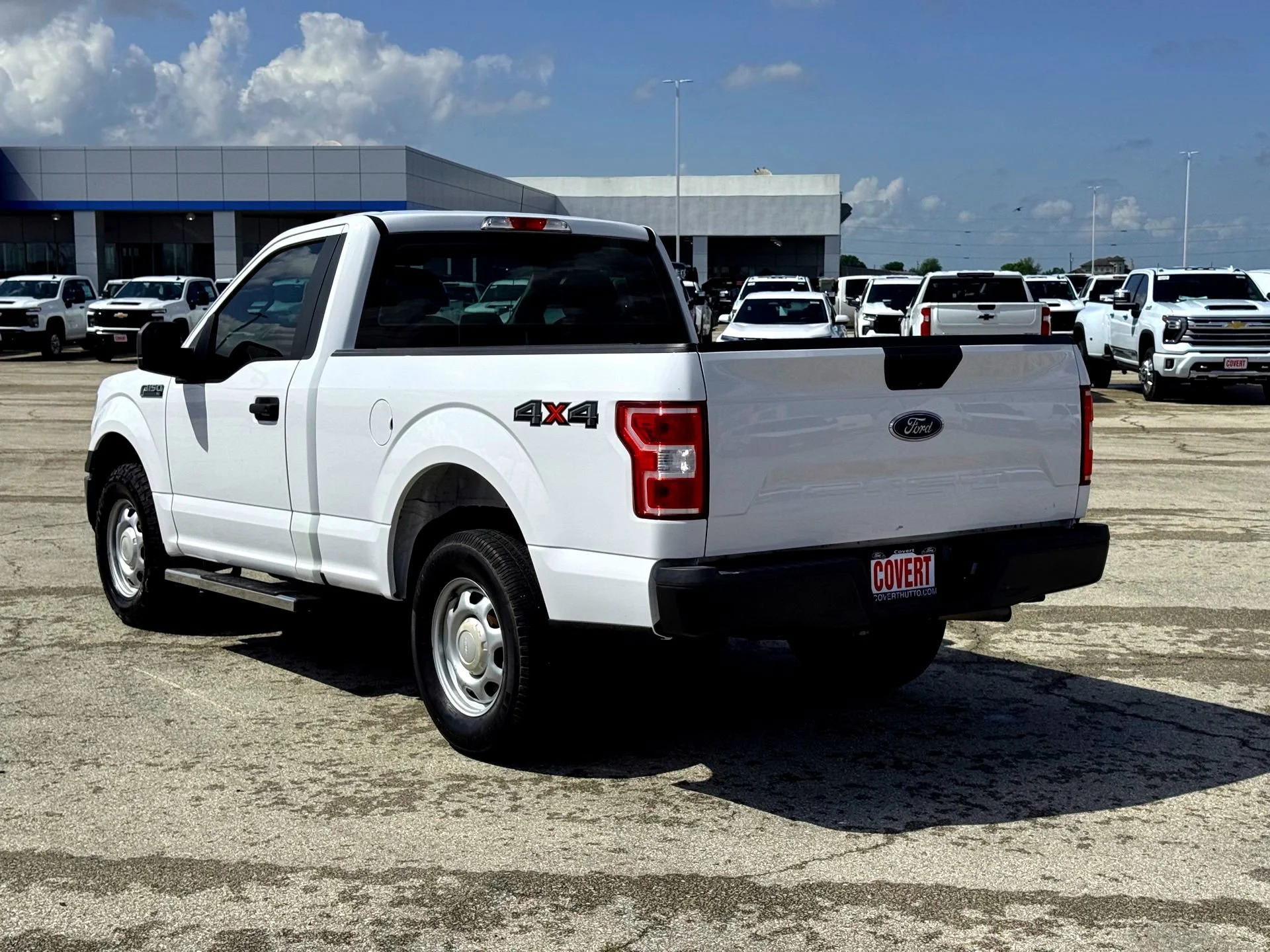 Used 2018  Ford XL image 8