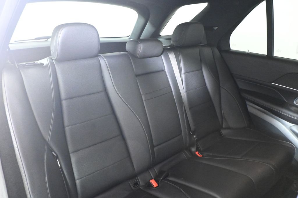 Certified Used 2025 Black Mercedes-Benz GLE 350 image 34
