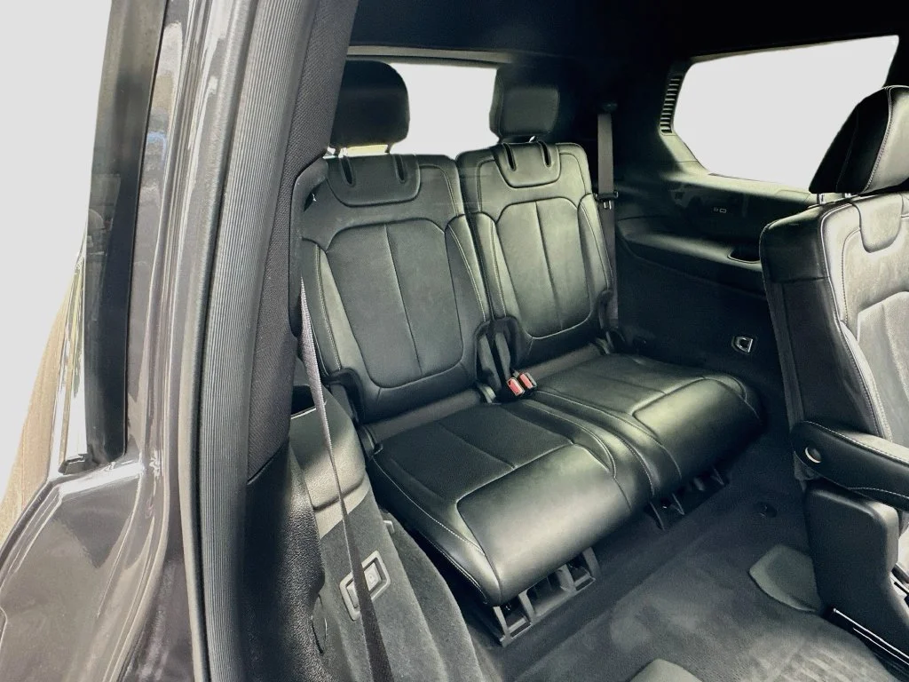 Used 2022 Gray Jeep Overland image 29