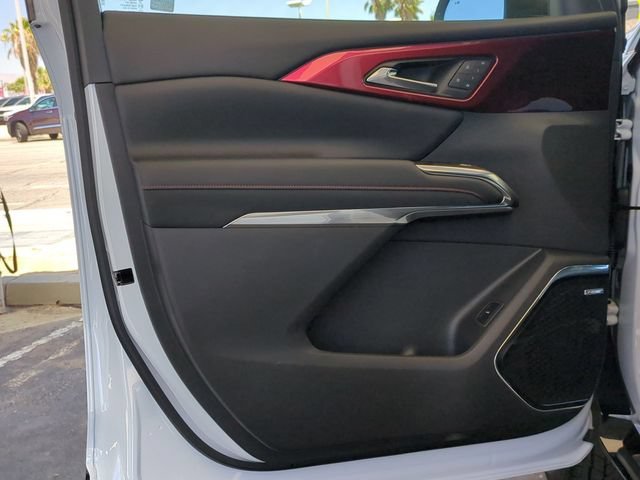 Used 2026 Polar White Tricoat Chevrolet RS image 22