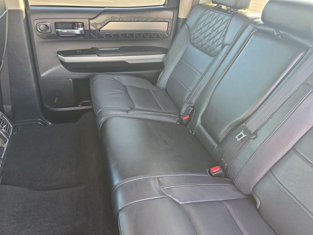 Used 2018 Gray Toyota Platinum image 17