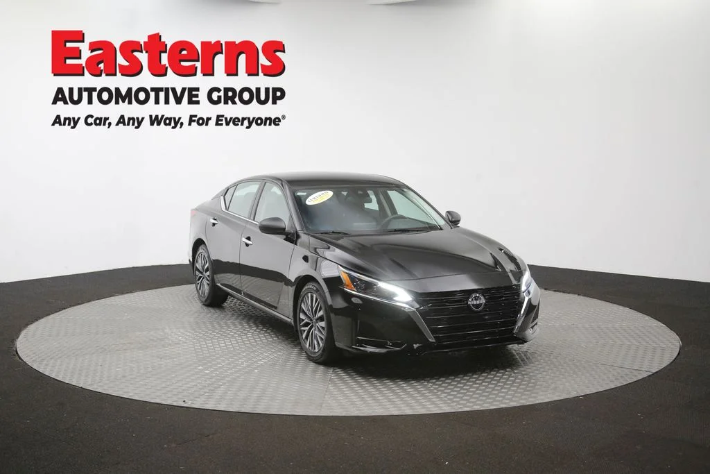 Used 2024 Black Nissan 2.5 SV image 51