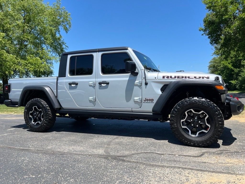 Used 2022 Silver Jeep Rubicon image 44