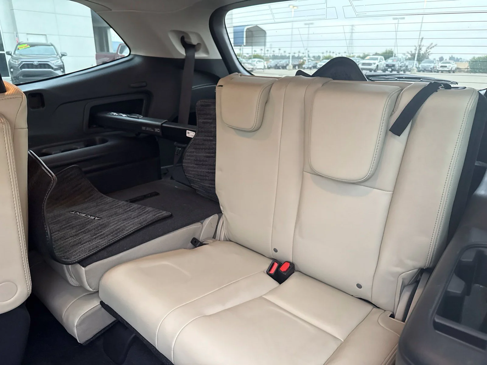 Used 2023 White Subaru Limited image 25
