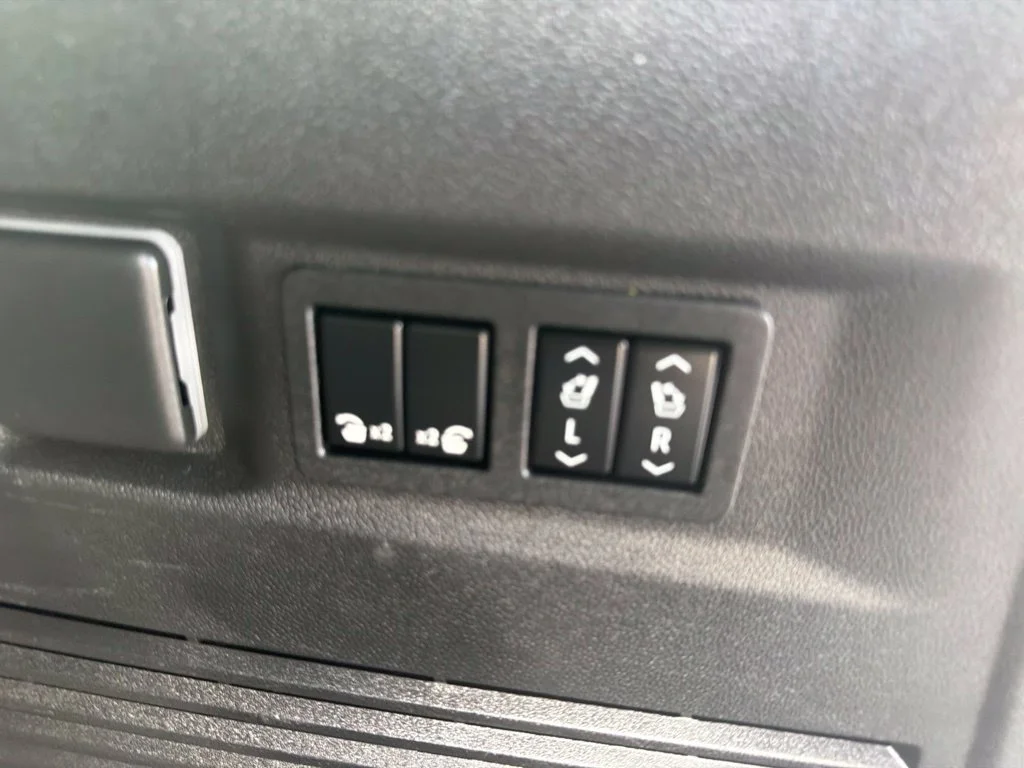Used 2022 Satin Steel Metallic Chevrolet RST image 15