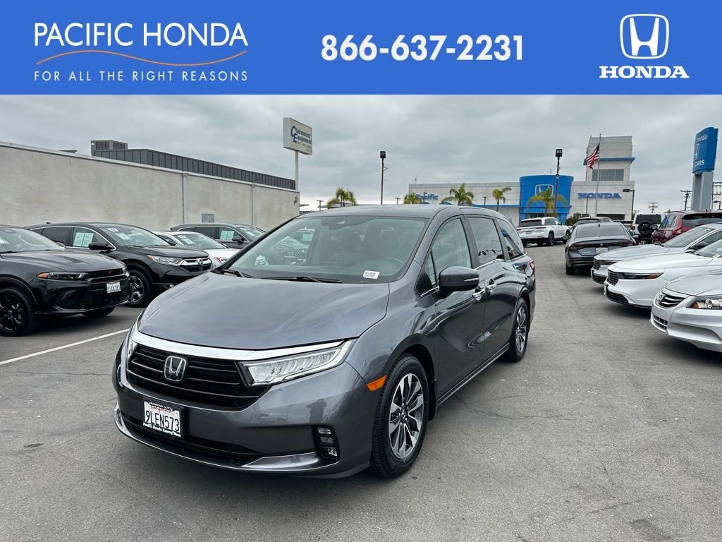 2024 Honda Odyssey EX-L's photo