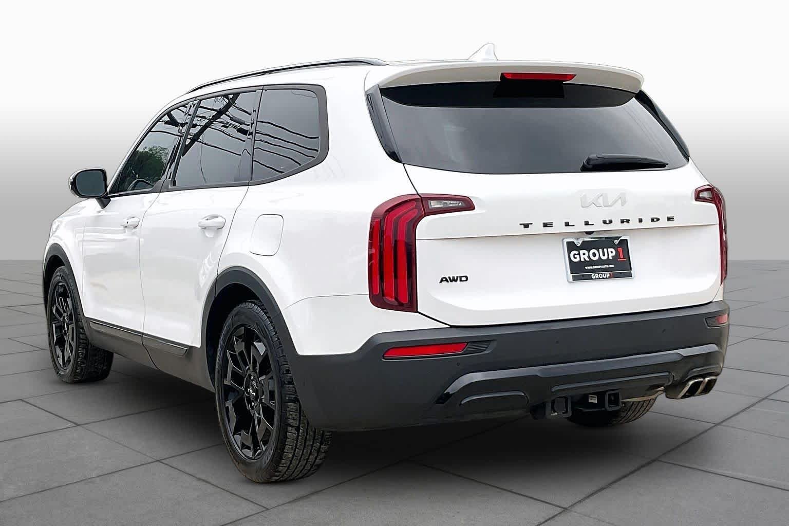 Used 2022 Glacial White Pearl Kia SX image 12