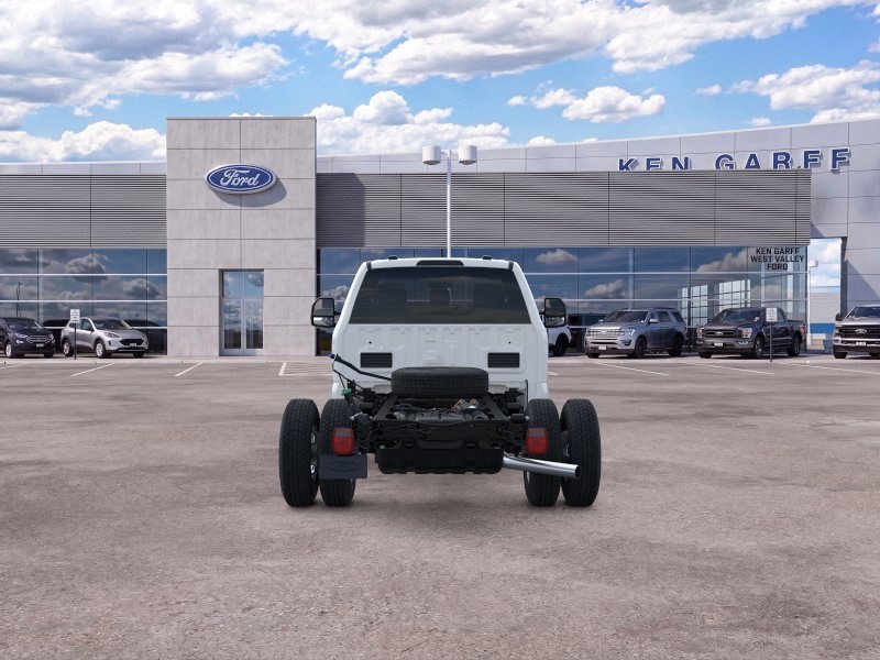 New 2026 Oxford White Ford XL image 5
