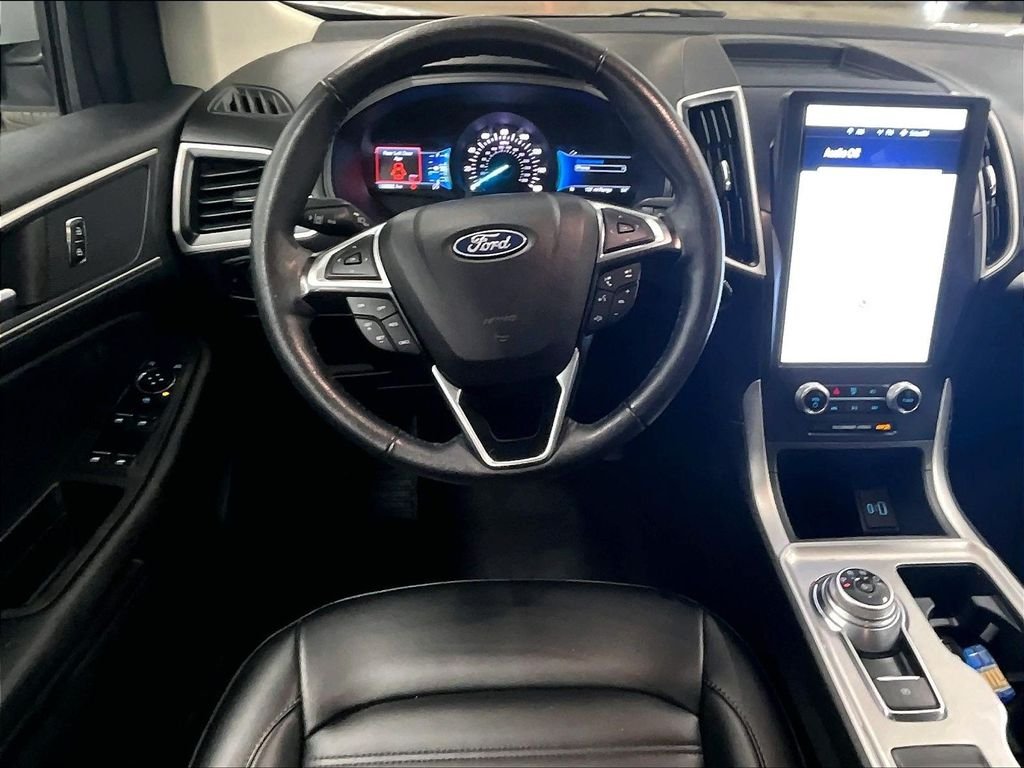 Used 2023 Oxford White Ford SEL image 17