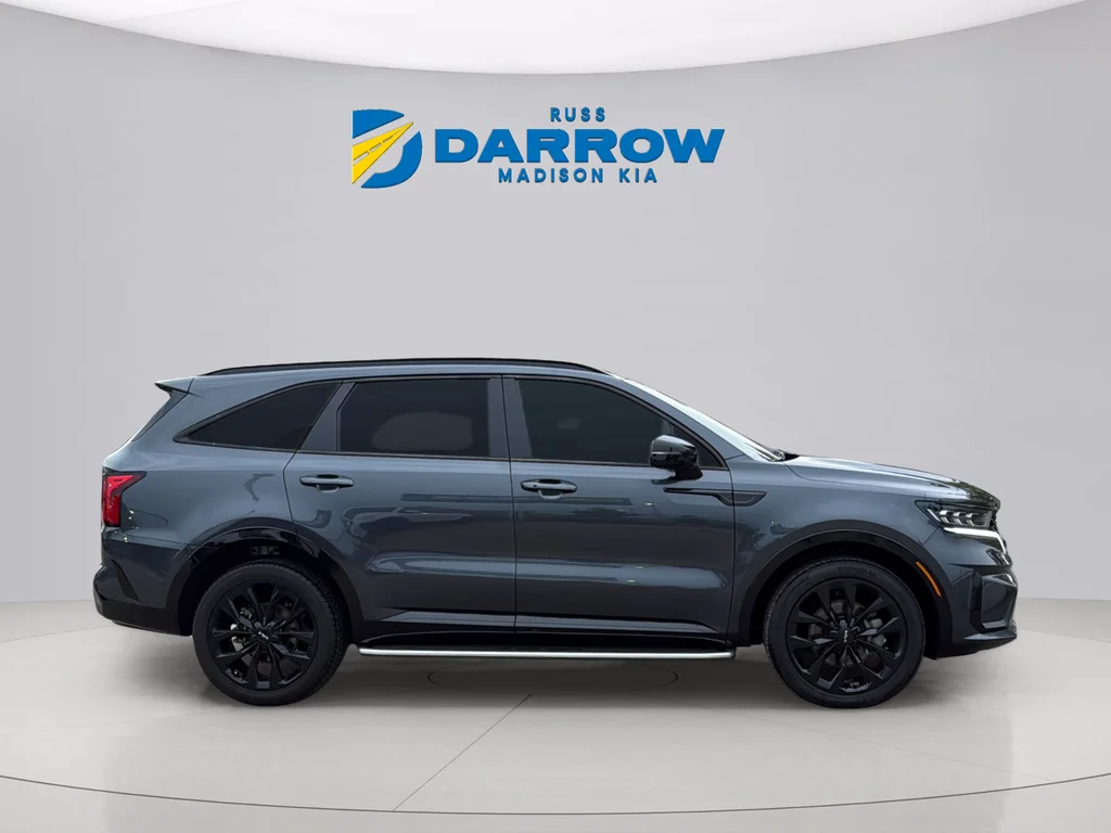 Certified Used 2023 Gravity Gray Kia SX image 6
