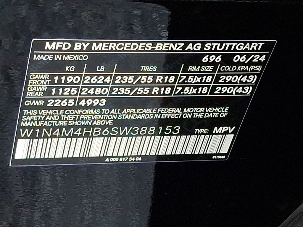 Certified Used 2025 Black Mercedes-Benz GLB 250 image 25