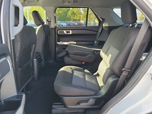 Used 2023 White Metallic Ford XLT image 13