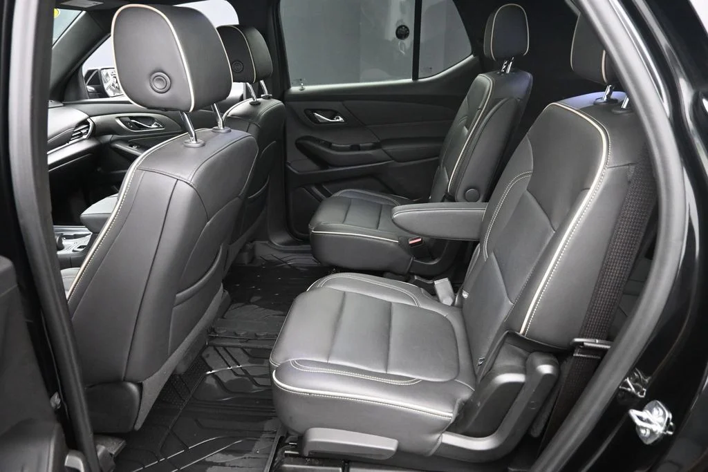 Used 2023 Black Chevrolet Premier image 14